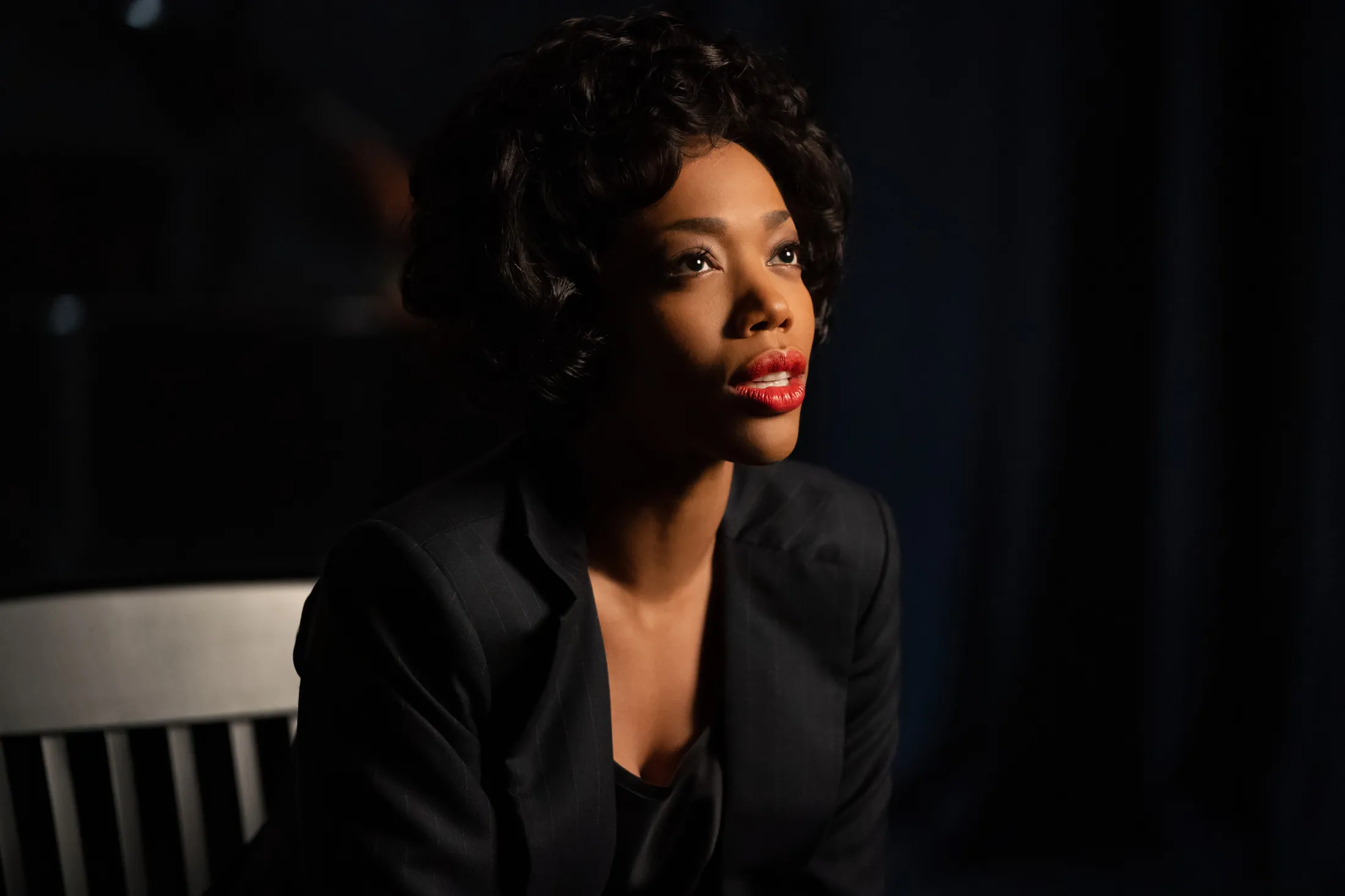 Atriz Naomi Ackie, no papel de Whitney Houston - Foto: Divulgação Sony Pictures