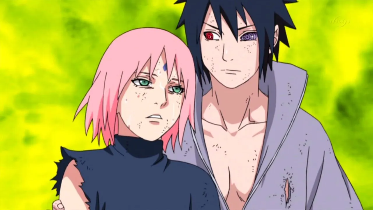 sasuke com sharingan ativado e rinnegan segurando sakura que está muito cansada