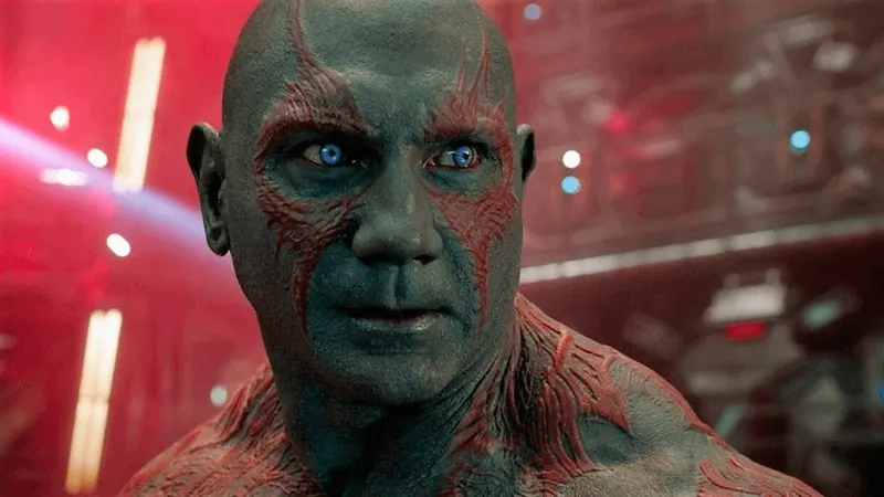 Dave Bautista como Kratos