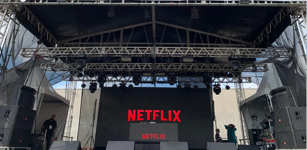 Netflix trouxe o elenco principal da série Sintonia para a Perifa-Con. Foto: Gabriel Barbosa | Geekship