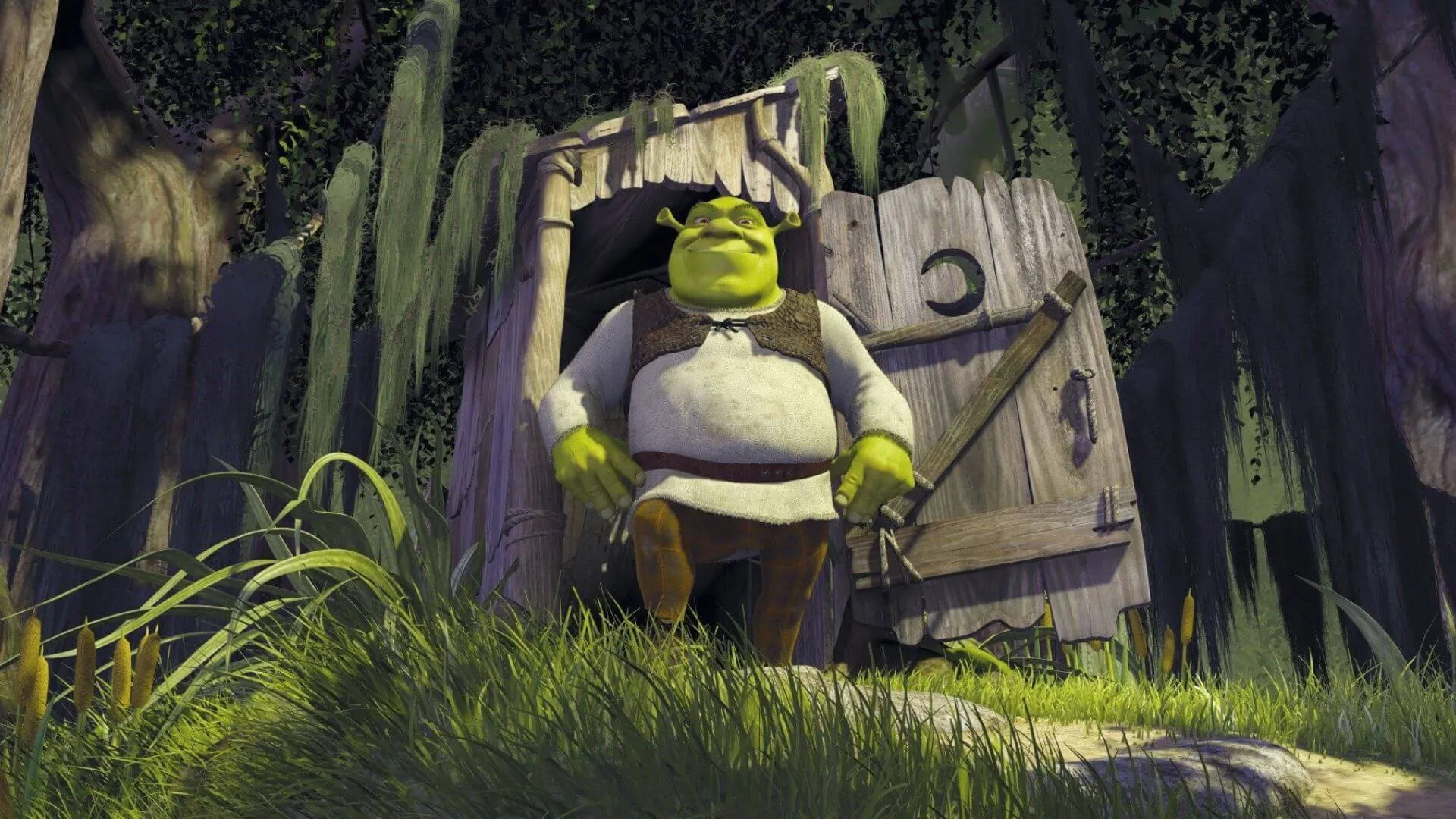 Shrek saindo de dentro do banheiro.