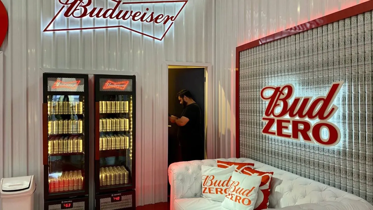 Ativação da Bud Zero em parceria com a Netflix no Tudum 2023 - Foto: Karla Beatryz/GeekShip