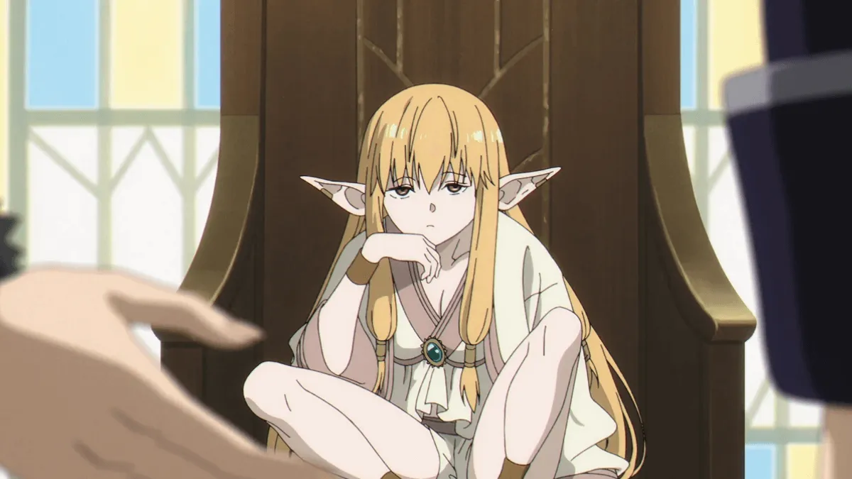 elfa loira sentada apoiando sua mão no queixo olhando para frente entediada