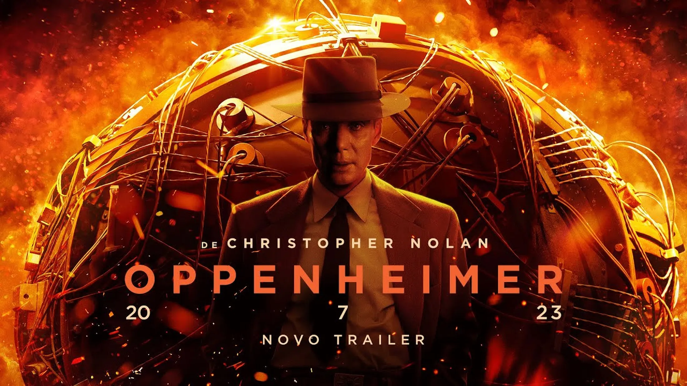 Oppenheimer nos faz mergulhar com profundidade em uma história bela e assustadora. Foto: Divulgação