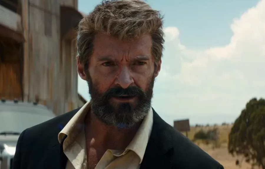 Hugh Jackman interpretando Logan no filme "Logan"