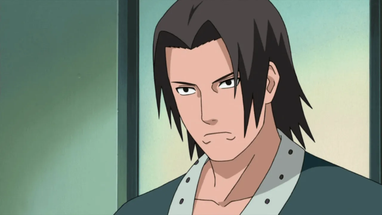 Fugaku Uchiha olhando para frente de forma séria