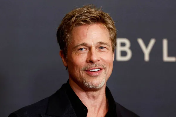 Brad Pitt e diretor de Conclave em The Riders.