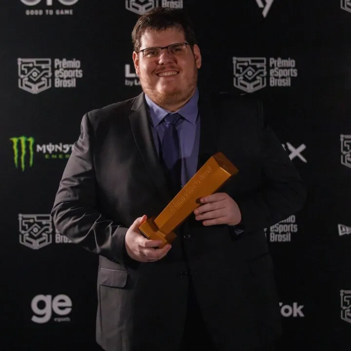 Twitch: Casimiro lidera streamers com mais subs; veja a lista