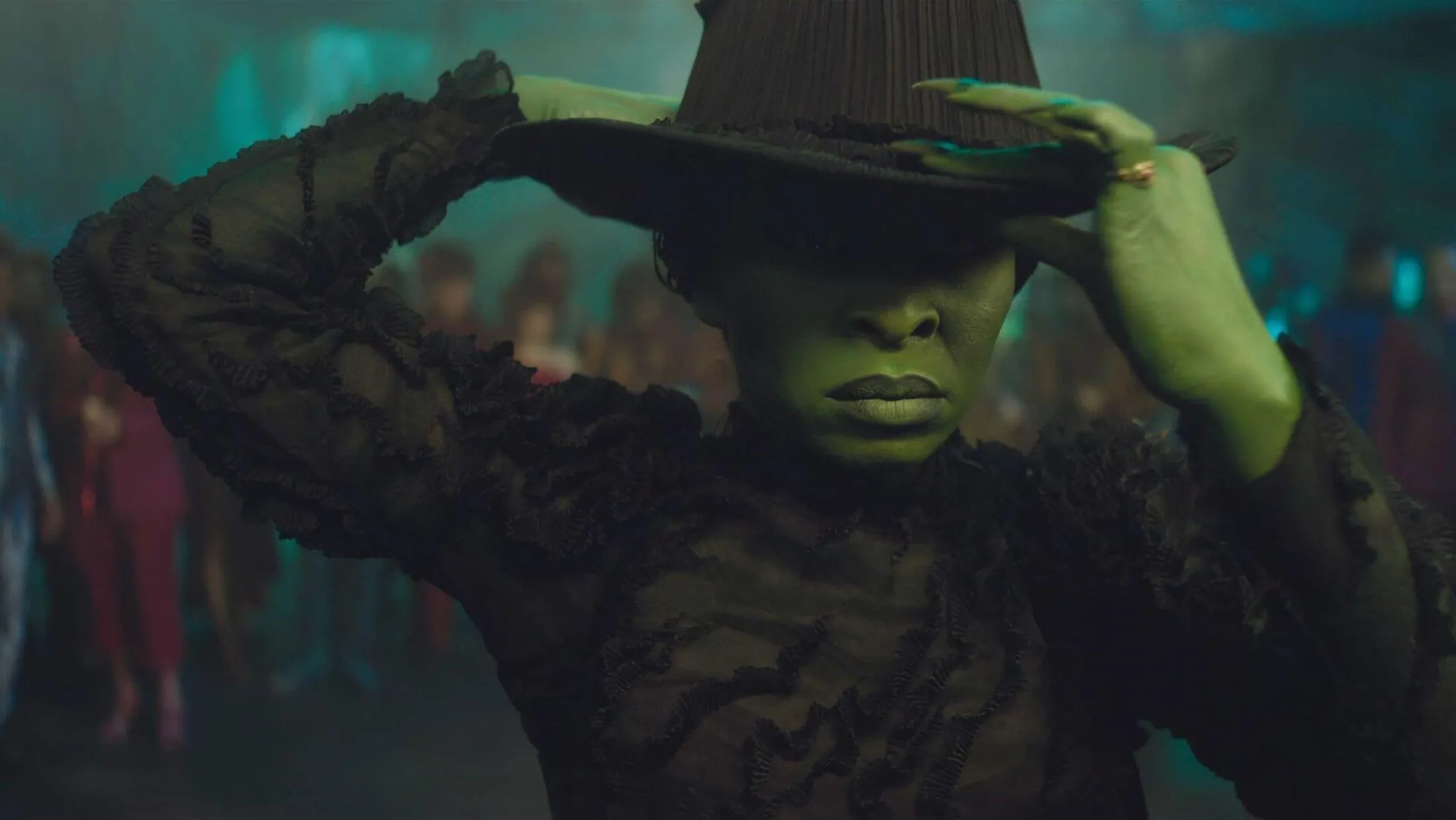 Cynthia Erivo como Elphaba em Wicked (2024).