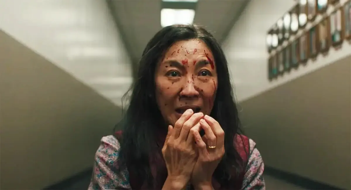 Michelle Yeoh é indicada como Melhor Atriz pela atuação em Tudo em Todo Lugar ao Mesmo Tempo