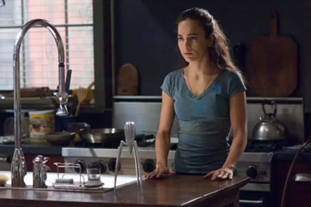  Alice Braga atuando no filme "Eu sou a lenda"