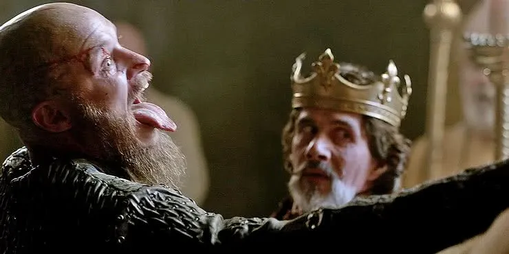 Ragnar saindo vivo do caixão em cena de Vikings. Foto: Divulgação.