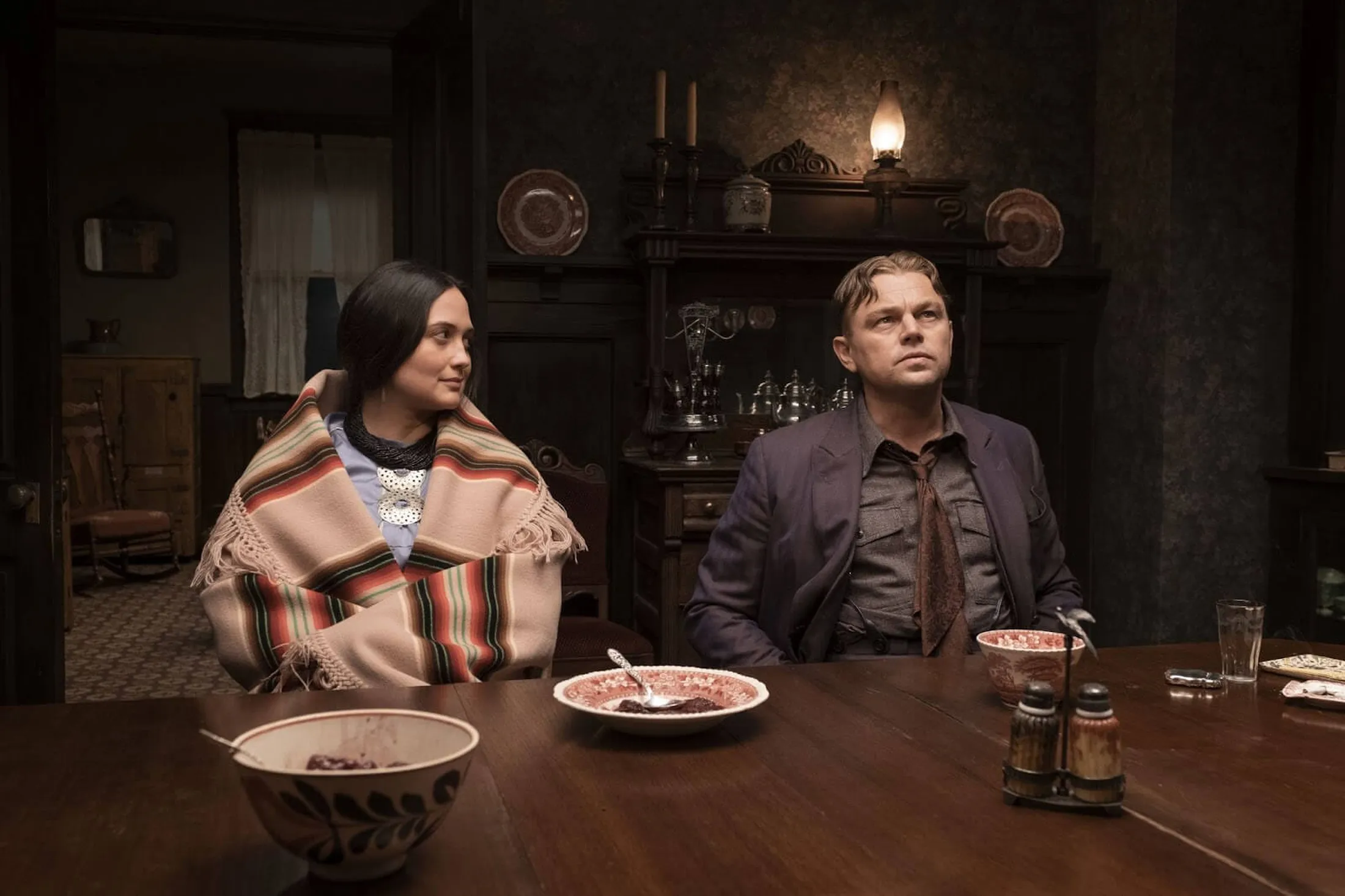 Leonardo DiCaprio e Lily Gladstone são destaques no trailer de ‘Assassinos da Lua das Flores’