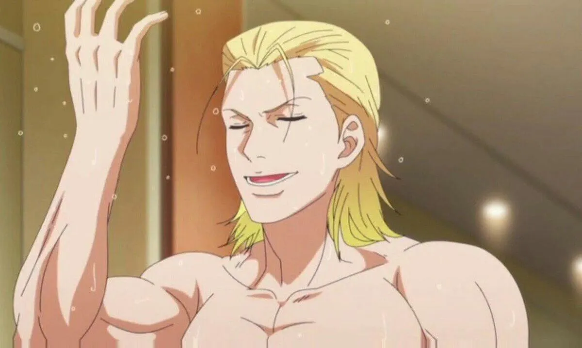 Koenji falando bem de si, num navio