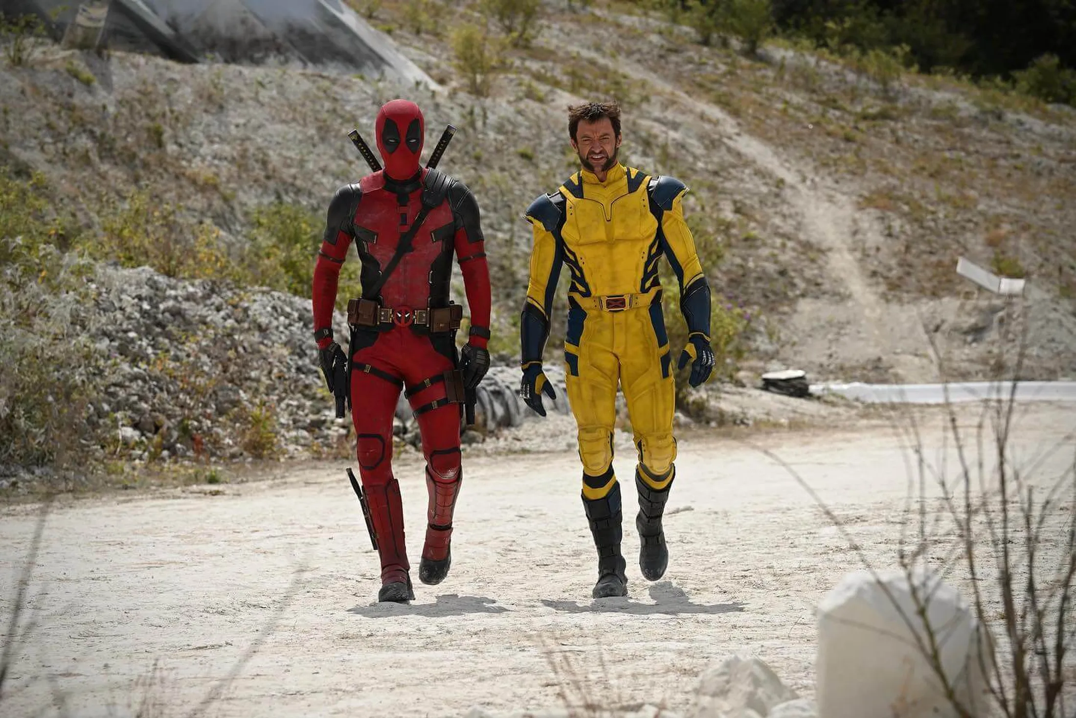 Deadpool (Ryan Reynolds) e Wolverine (Hugh Jackman) com novos uniformes - Foto: Reproduçao/Redes Sociais