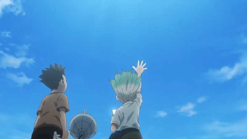 Senku apontando pro céu ao lado de Taiju