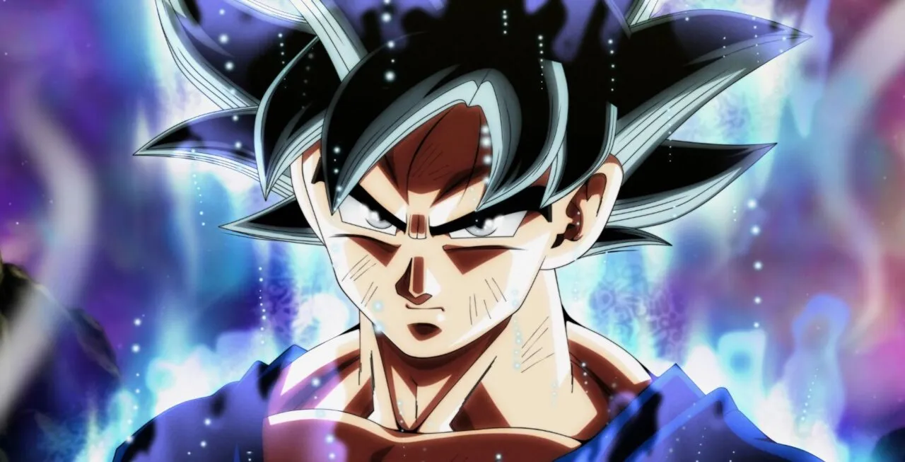 Goku na forma Ultra Instinto com olhar sério