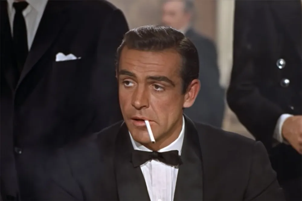 Sean Connery, como James Bond, em “007 Contra o Satânico Dr. No”, de 1962