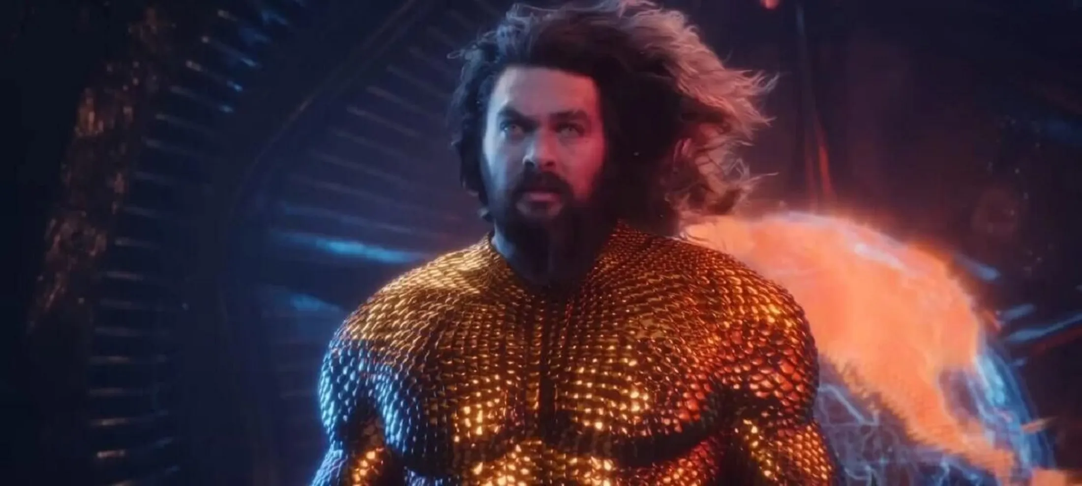 Jasom Momoa como Arthur Curry