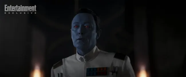 Lars Mikkelsen como o Grande Almirante Thrawn. | Imagem: Reprodução EW / Foto: LUCASFILM