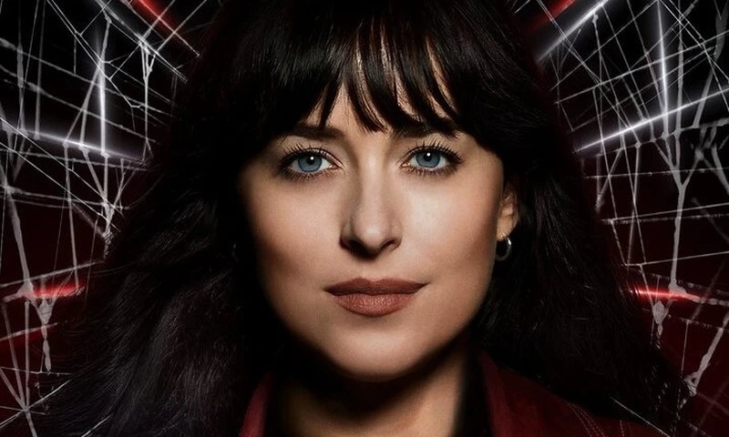 Dakota Johnson será a clarividente Cassandra Webb. | Imagem: Divulgação