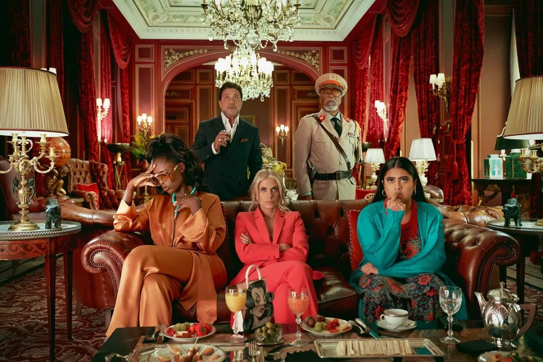 Mistério em Paris, sequência com Adam Sandler e Jennifer Aniston, ganha trailer e novas imagens
