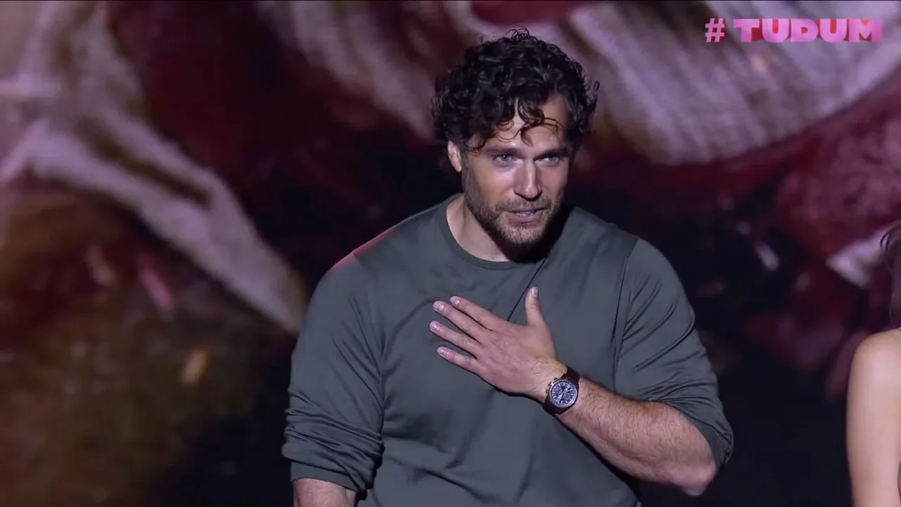 Henry Cavill se emociona durante Tudum 2023 - Foto: Reprodução/Netflix