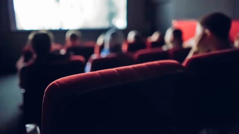 Sala de cinema - Foto: Reprodução/FreePik