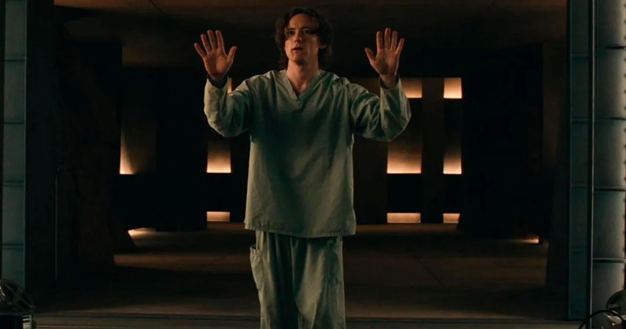 Lewis Pullman como Bob Reynolds (sentinela) em Thunderbolts. Foto: Divulgação