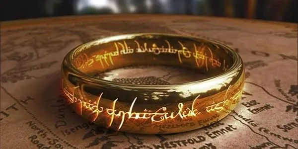 O Um Anel em Senhor dos Anéis usado por Sauron e que tem contém parte dos poderes dele.