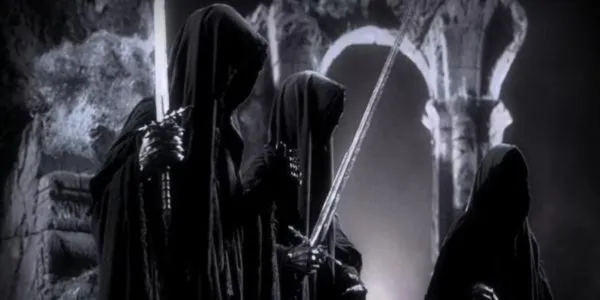 Nazgûl no filme O Senhor dos Anéis eram humanos antes de usarem os Anéis