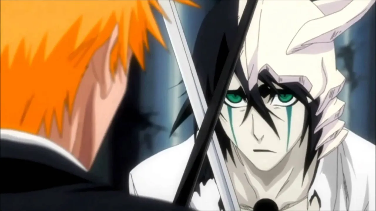 Ulquiorra e ichigo colidindo suas espadas