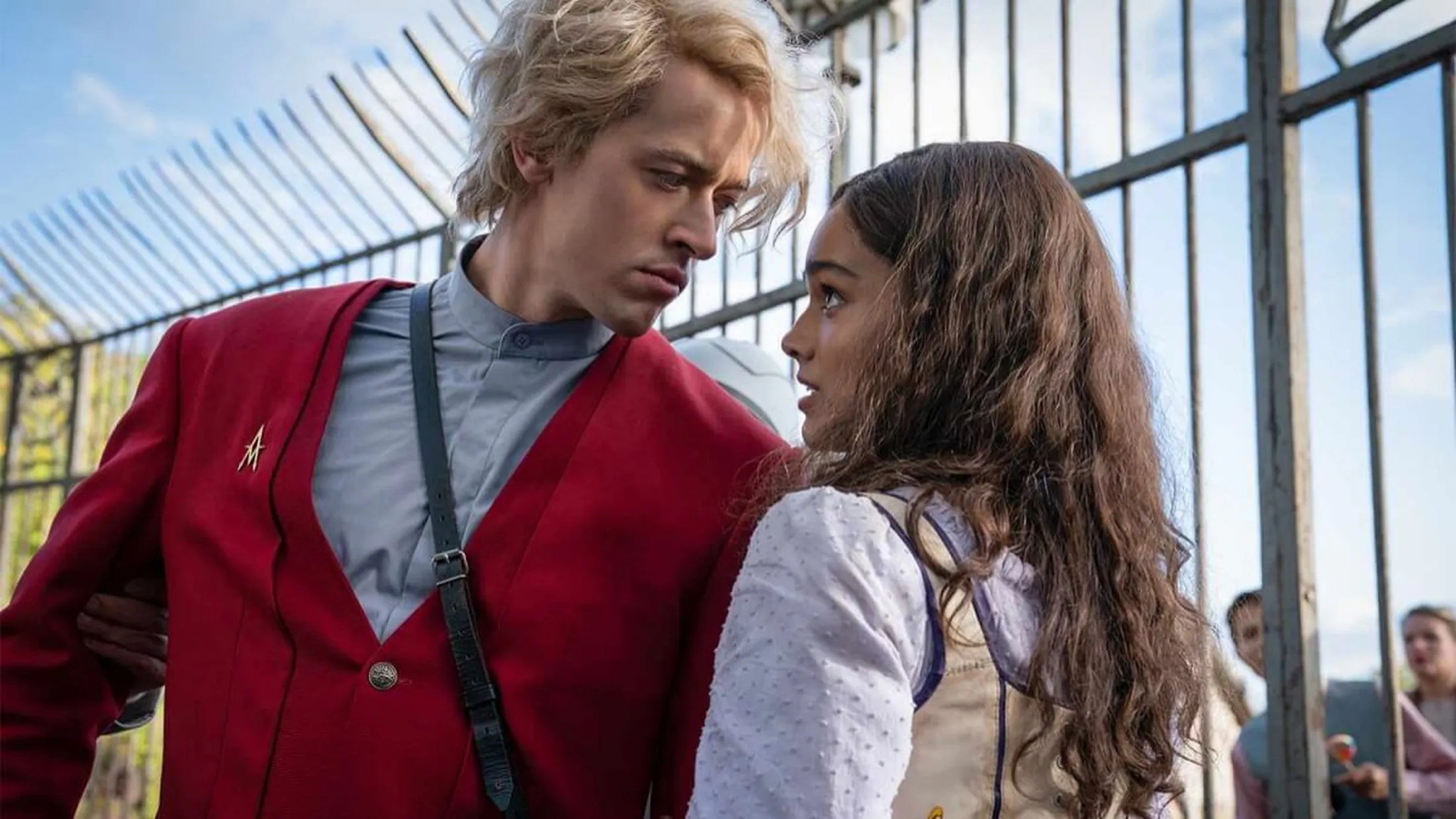 Snow deseja salvar Lucy em nova prévia do filme| Imagem: Reprodução Lionsgate