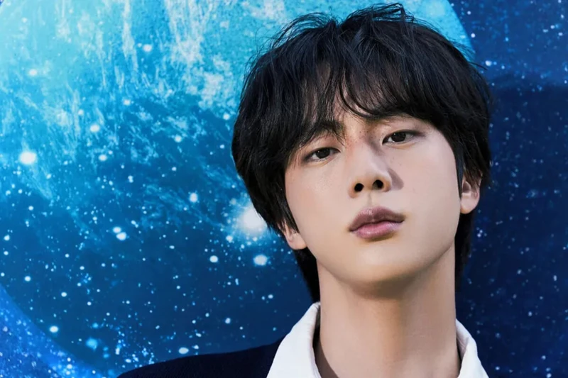 Jin do BTS, estrela Kian's Bizarre B&B. Foto: Divulgação