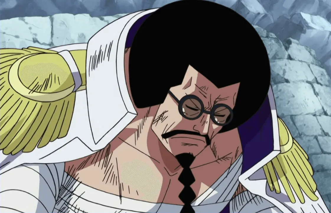 sengoku de olhos fechados e cabeça abaixado, aparentemente se cuvando